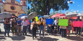 Vecinos de Santa Lucia protestan para exigir agua potable