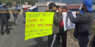 Con bloqueo en Huautla exigen justicia por feminicidio de Elisa