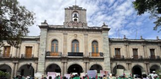 Protestan sindicalizados del SEIEBO para exigir solución a sus demandas