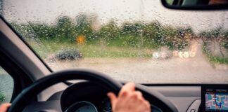 Emite IMSS Oaxaca recomendaciones para automovilistas durante temporada de lluvias