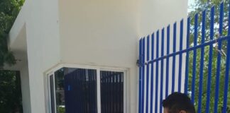 Bloquean Normal de Ixtepec por negación de inscripciones