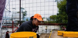 Vecinos de Bugambilias realizan tequio para rescatar espacios públicos