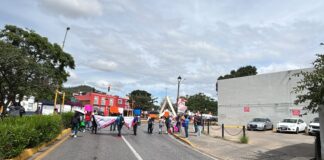 Jueves de protestas y caos vial en la ciudad de Oaxaca; colapsa la ciudad