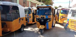 Mototaxistas toman ayuntamiento de Telixtlahuaca; acusan cobros irregulares y falta de seguridad