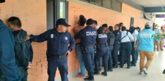 A disposicion del ministerio público banda que intentaba despojar un inmueble en Huajuapan; Fiscalía detiene a siete