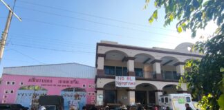 Cumple más de dos semanas la toma del palacio municipal de Santiago del Río; pobladores mantienen exigencia de auditoría