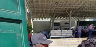 Seguridad que intimida: usuarios acusan trato indigno en hospital del IMSS