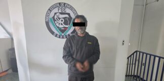 Fiscalía de Oaxaca detiene a persona que agredió con disparos de arma de fuego a elementos de la AEI durante ejecución de una orden de aprehensión por violencia familiar