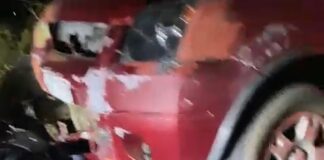 Deja choque dos personas sin vida en carretera a Monte Albán