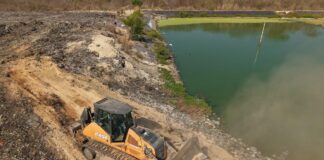 Gobierno del Estado pone en marcha saneamiento del sitio de disposición de residuos en San Pedro Mixtepec