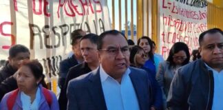 Exigen catedráticos de la UABJO reconocimiento de Freddy Sánchez como director de la Facultad de Derecho