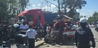 Muere bebé tras accidente en Gómez Morin; hay cinco lesionados