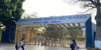 Cierran Ciudad Universitaria; aumenta caos vial en avenida Universidad