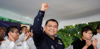 Farid Acevedo arrasa en elección universitaria ; es el nuevo rector de la UABJO